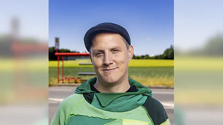 Sebastian 23 - Zusammenhaltestelle