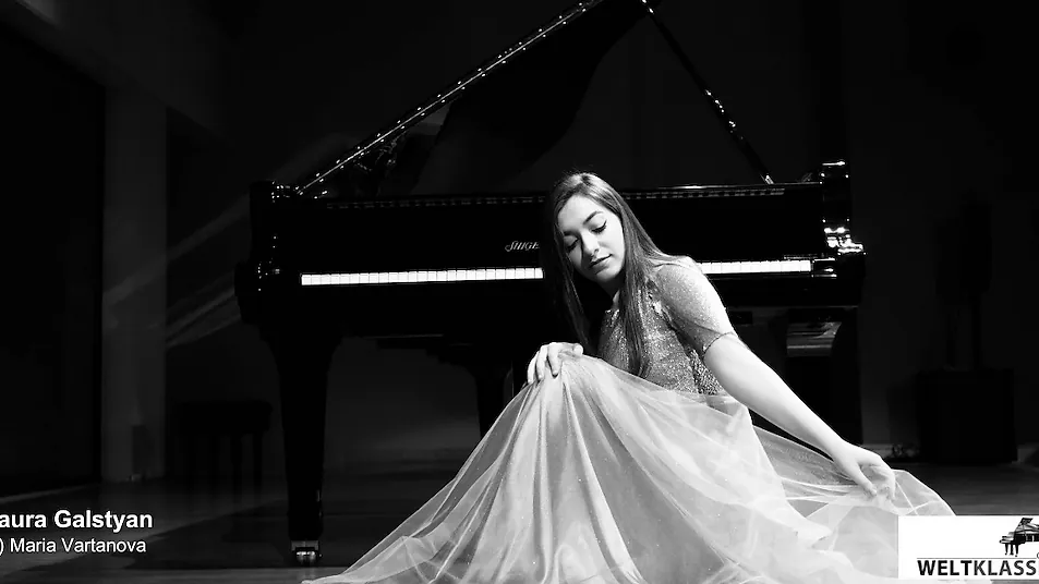 Laura Galstyan präsentiert: Zwischen Abschied und Ekstase - Les Adieux und die h-Moll Sonate