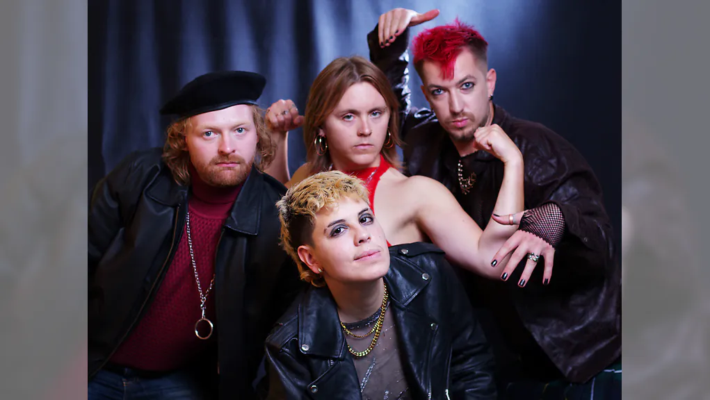 MAZ AND THE PHANTASMS - (GB) - Surf-Punk / Indie-Pop