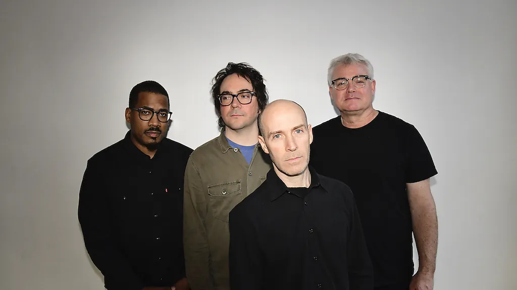 THE MESSTHETICS & JAMES BRANDON LEWIS (usa)