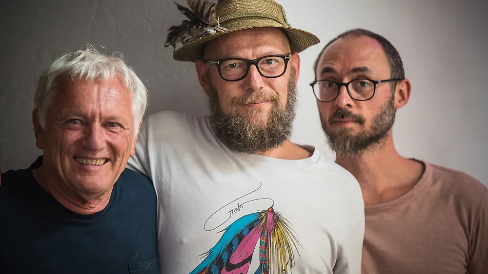 Brustmann, Schäfer, Horn - Isara Rapidus