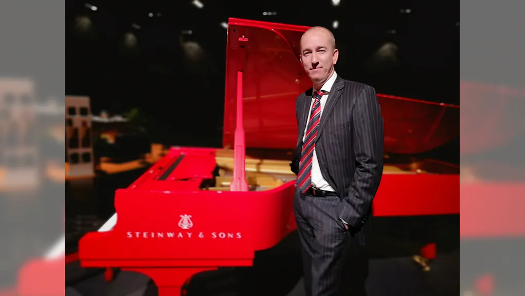 CHRIS HOPKINS meets his PIANO FRIENDS - feat. British Jazzlegend NEVILLE DICKIE (88!)