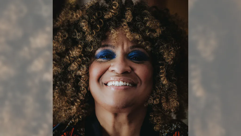 Julie Silvera Trio - the art of vocal jazz