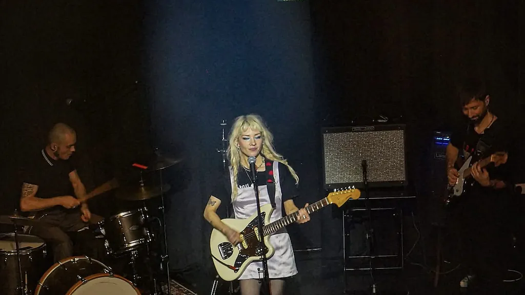 MAD KITTEN - (FR) - Indie-Punk-Noise