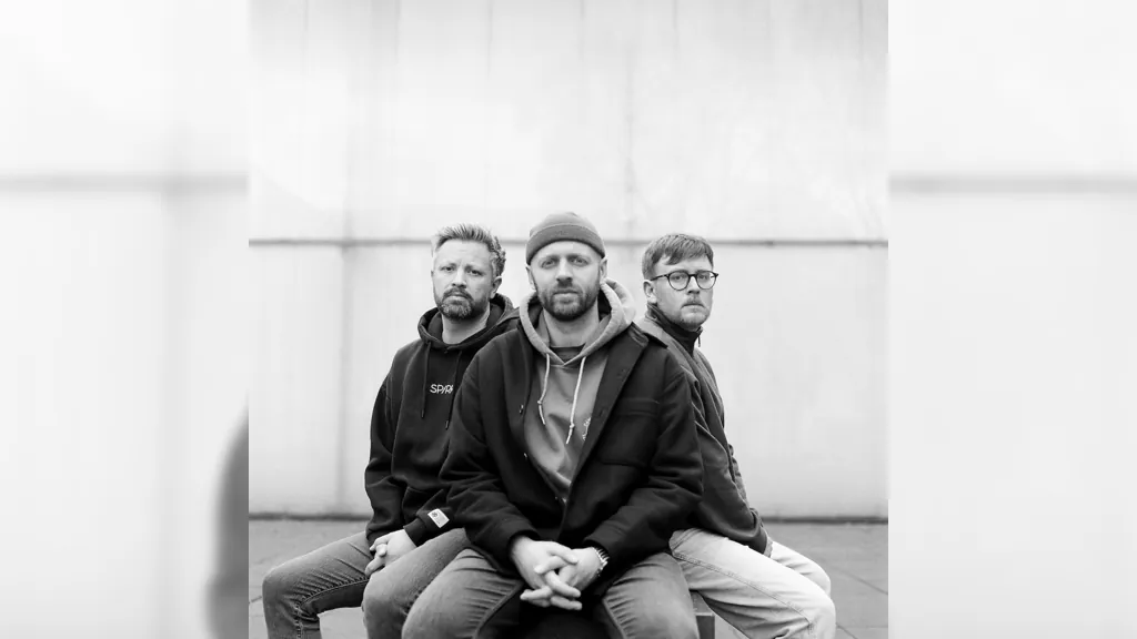 KYLES TOLONE - Youth Revisited Tour 2026/27 - + Special Guest: Paul Holland
