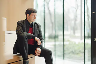 „Von Clair de lune bis Mephisto“- István Lajkó lässt Musik Geschichten erzählen
