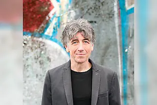 „No Alternative“ Dirk Reinhardt - Lesung mit dem Preisträger des deutschen Jugendliteraturpreises 2025