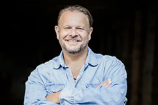 Oliver Fleischer liest ... - „Der Oma hätte das gefallen“ und „Heute schon gelebt?“