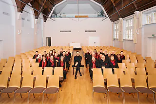 Ruhe finden - Musik für Chor und Orgel mit Illumination