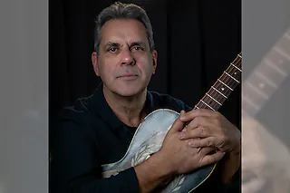 Biber Herrmann - Bluespoet & Gitarrenvirtuose der Extraklasse