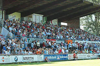 Der FC Emmendingen steigt dank eines 1:0-sieges im entscheidenden Spiel gegen den Württemberg-Vertreter TSG Balingen in die Fußball-Oberliga auf [Claus Zimmermann]