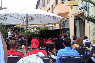 Leonardo Bar (Stühlinger)