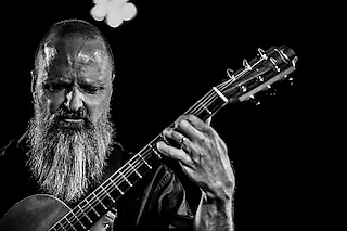 Interim-Gitarre Solo - Jeff Aug auf Europatournee in Görlitz