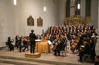 Festkonzert zum Tag der Deutschen Einheit - Wolfgang Amadeus Mozart: Missa in C (Krönungsmesse) KV