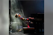 Sir El Tom - The World's No. 1 Elton John Tribute
