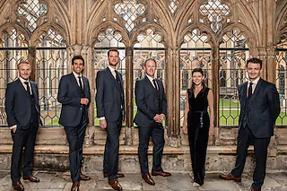 THE QUEEN'S SIX »Royal Christmas« - Weihnachten mit The Queen's Six