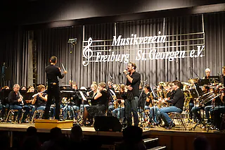 Turn- und Festhalle St. Georgen