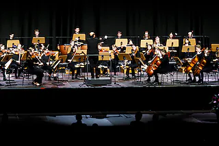 Sinfoniekonzert - Leitung In-Kun Park