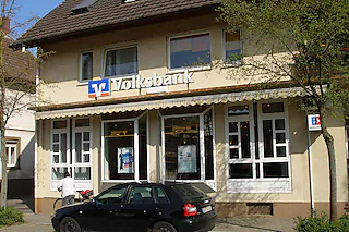 Die Filiale der Volksbank Freiburg in Hugstetten an der Dorfstraße11.04.2009, BZ - FLA: Die Bankfiliale Schmidt [Barbara Schmidt]