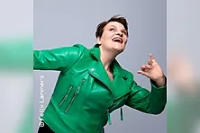 Gayle Tufts - Please don't Stop the Music