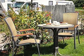 Kirschencafé (Königschaffhausen)