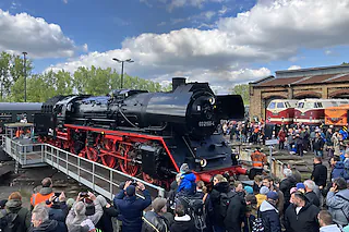 21. Berliner Eisenbahnfest im Bahnbetriebswerk Schöneweide - Eisenbahn zum Anfassen für die ganze Familie
