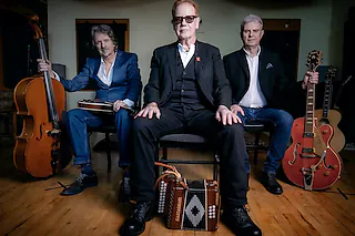 Oysterband´s John Jones, - „ The Song goes on“ Tour 2026
