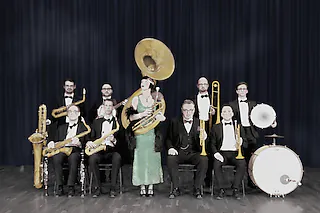 „Mir ist so nach dir“ ... Mit dem KAREOL TANZORCHESTER in die Goldenen Zwanziger Jahre