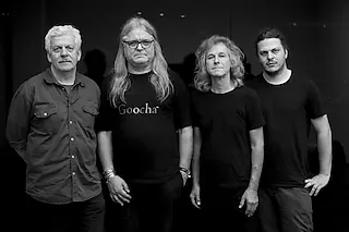 Engerling - Blues mit Rock, Soul und psychedelischen Einflüssen - kompromisslos, ehrlich und immer eigenständig.