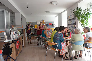 Markt 15 - Kirchenladen & Café