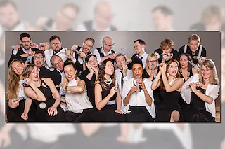 Jazzchor Freiburg - feat.: Joo Kraus