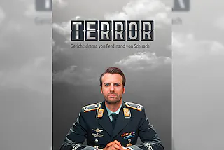 Terror - Gerichtsdrama von Ferdinand v. Schirach