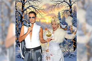 „Schwarzblonde Weihnachten“ - Schwarzblonde Weihnacht