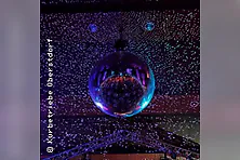 Silvester Party - Eine Reise durch die Jahrzehnte!