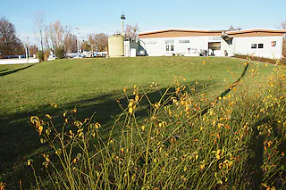 Sanieren oder zum Regenüberlaufbecken reduzieren und nach Forcheim entwässern?10.12.2015, BZ - EMK: Das Klärwerk in Niederhausen erfüllt die Anforderungen an eine zeitgemäße Reinigung der Abwässer nicht mehr.Michael Haberer [Michael Haberer]