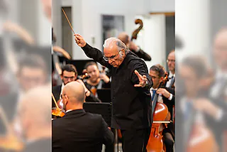 Bruckner Akademie Orchester - Jordi Mora, Leitung;