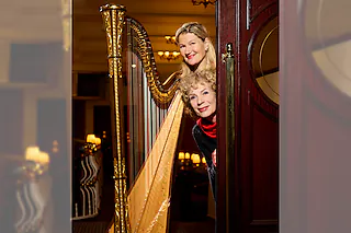 Nina Hoger und Ulla van Daelen - Ein Weihnachtsschmaus