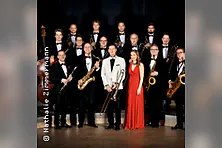 Glenn Miller Orchestra directed by Uli Plettendorff