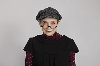 Katharina Thalbach liest „Miss Merkel. Mord unter dem Weihnachtsbaum“ von David Safier