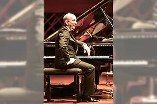 CHRIS HOPKINS (piano solo) - Classic Jazz & Swing at its best