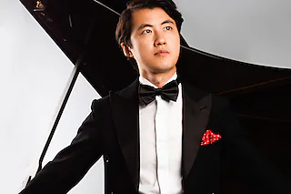 Großer Klavierabend mit Starpianist Haiou Zhang - zum 140. Todestag von Franz Liszt
