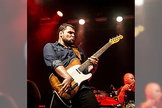 Stef Paglia + Band - Bluesgetriebener Roots Rock mit Hammond Power und rock´n´rolliger Attitüde