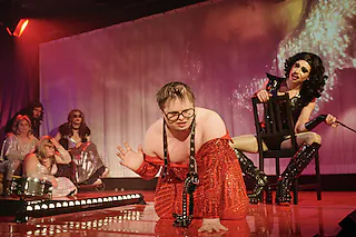 DRAG IT UP! Inklusive Dragshow mit Judy LaDivina und dem RambaZamba Ensemble - Halloween Special