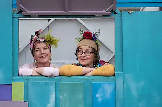 Alice Hoffmann & Bettina Koch - In Würde albern