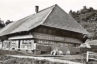 Das "Gasthaus zum Pflug" um 1965-003 [Repro / Mathä]
