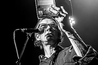 Schöne Aussicht - Die Slam Poetry & Songwriting Show - mit The Lake and the Wolf (OS) und Andreas Weber (MS)