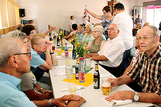 Kath. Pfarrzentrum St. Nikolaus (Altdorf)