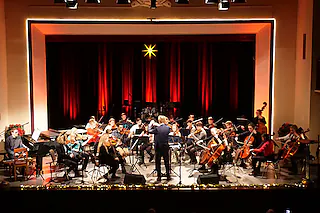Großes Weihnachtskonzert - der Kreismusikschule