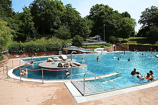 Terrassenbad