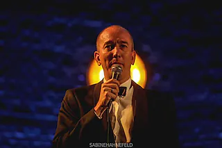 Chris Hopkins´ SWINGING CHRISTMAS - Deutsche und internationale Weihnachtslieder im swingend-eleganten Gewand